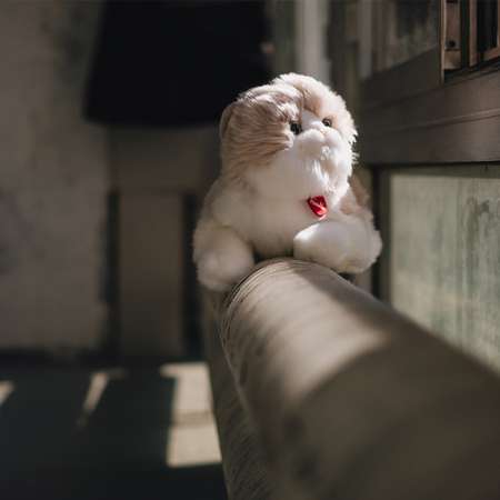 Мягкая игрушка TRUDI Бежево-белая кошка Гиада 20x20x47см