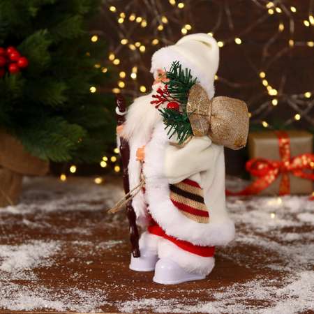 Дед мороз Зимнее волшебство «В белом костюмчике с орнаментом с посохом» двигается 11х30 см