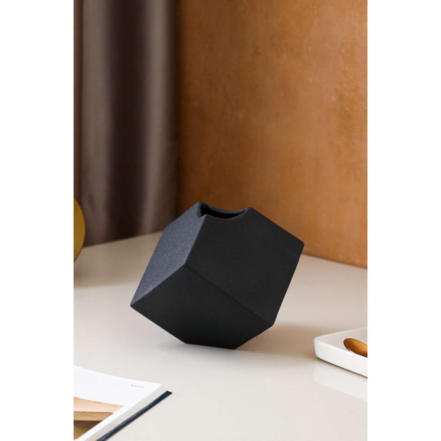 Ваза настольная Sima-Land «Куб» чёрная керамика - фото 3