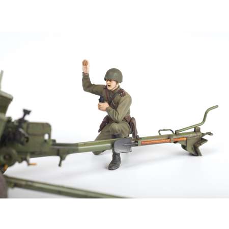 Сборная модель ЗВЕЗДА Советская 76-мм противотанковая пушка ЗИС-3 с расчетом
