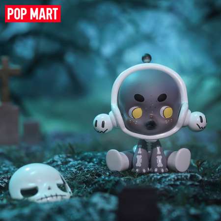 Фигурка POP MART Skullpanda Ancient Castle коллекционная в непрозрачной упаковке Сюрприз 42486