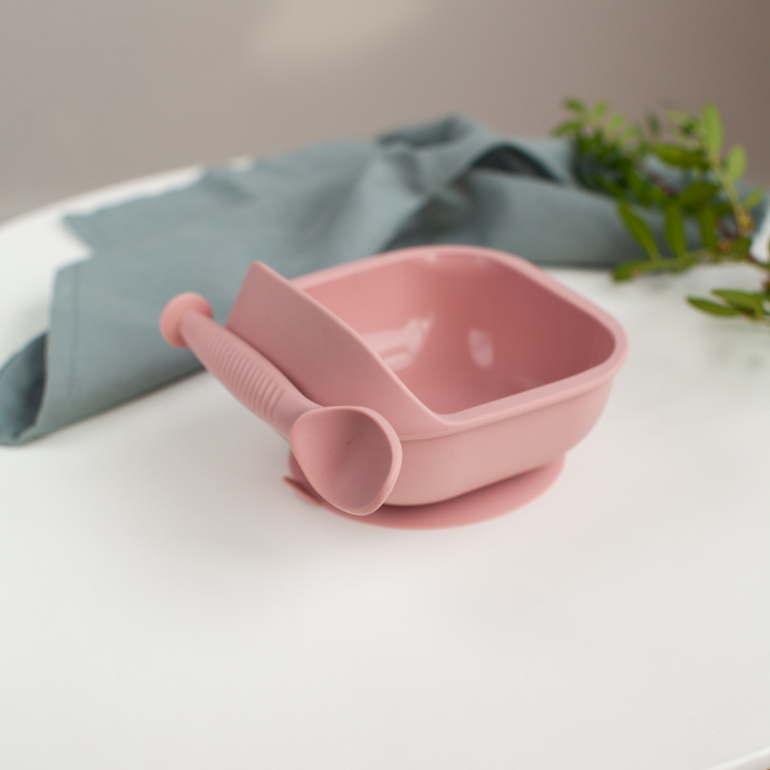Набор детской посуды iSюминка Силиконовая тарелка на присоске и ложка Пыльная роза - фото 16