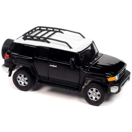 Автомобиль Johnny Lightning 1:64